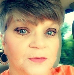 Meet your Posher, Jeania